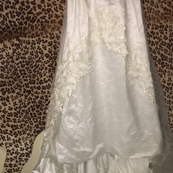 Long tail Vintage wedding dress from the 70s - Picture 3 of 11
